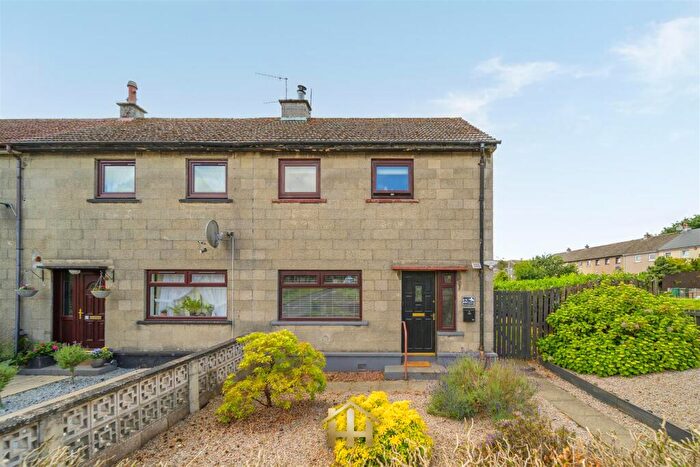 2 Bedroom End Of Terrace House For Sale In Balgarthno Street, Dundee, DD2