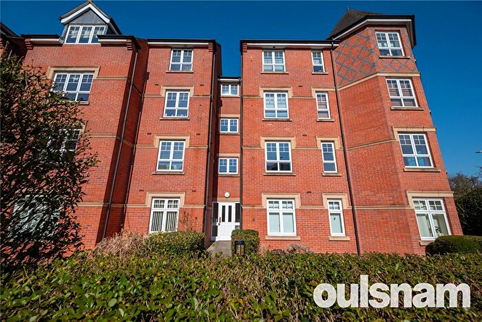 2 Bedroom Flat To Rent In St. Andrews Road, Droitwich, Worcestershire, WR9