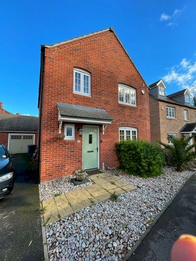 4 Bedroom Detached House To Rent In Greenell Close, Deanshanger, Milton Keynes, MK19