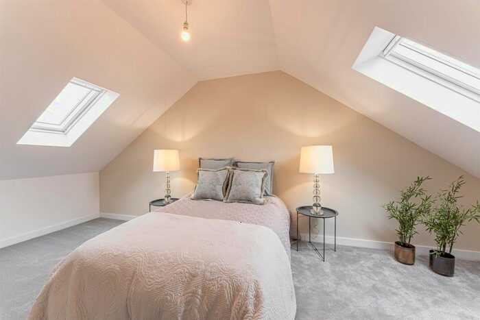 3 Bedroom Semi Detached Bungalow To Rent In Attwood Crescent, Coventry, CV2