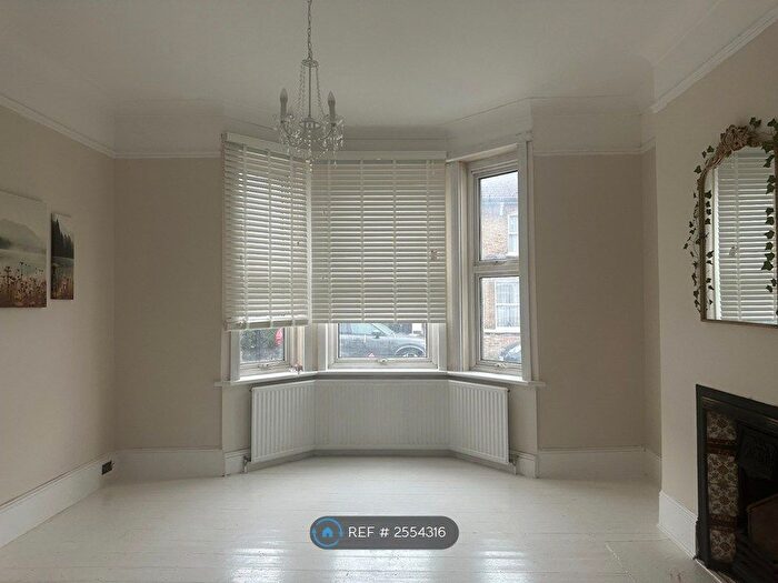 5 Bedroom Terraced House To Rent In Malpas Road, London, SE4