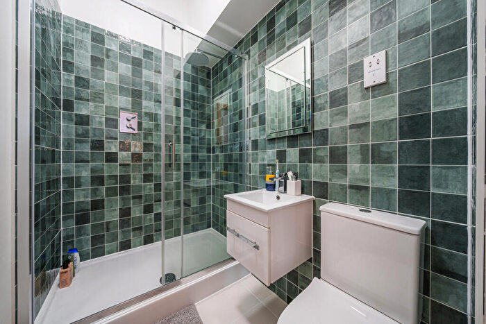2 Bedroom Apartment To Rent In Salisbury Road, Dartford, DA2
