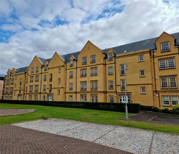 3 Bedroom Flat To Rent In Adamson Court, St Andrews, Fife, KY16