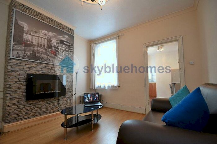 2 Bedroom Terraced House To Rent In Churchill Street, Leicester, LE2