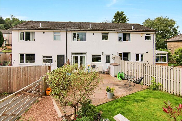 3 Bedroom Town House For Sale In Chapel Road, Steeton, BD20