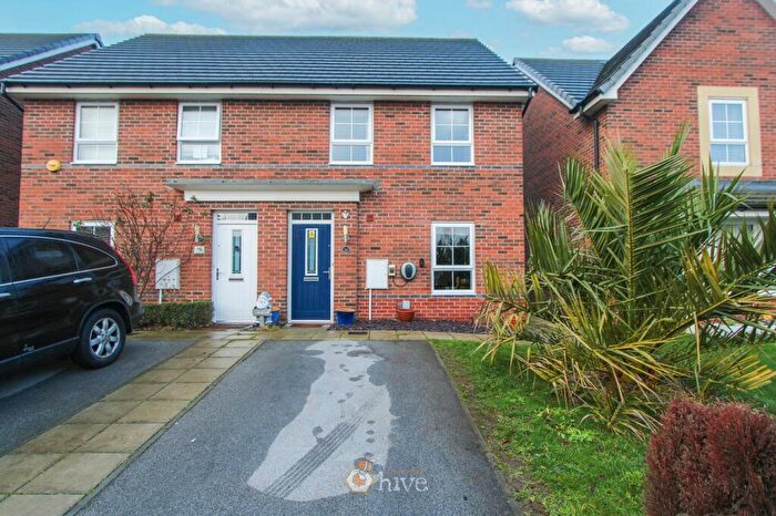 3 Bedroom Semi Detached House For Sale In Town End Drive, Belle Vue, Doncaster, DN4