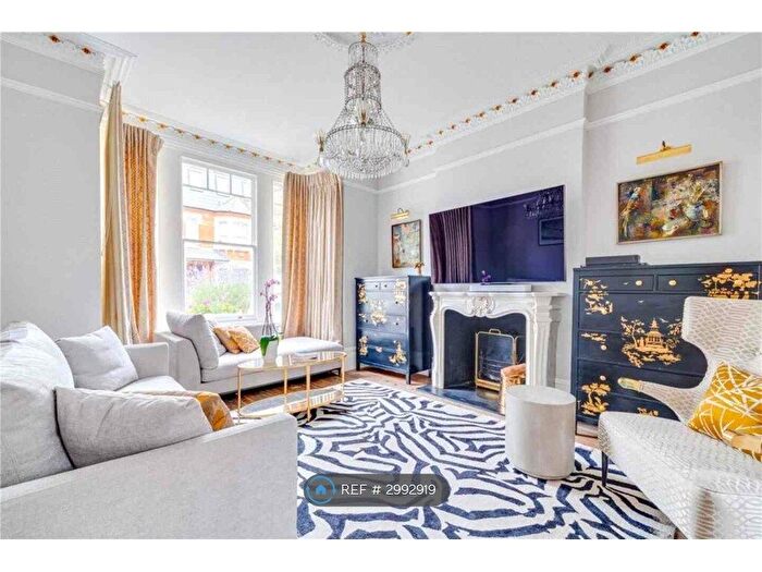 4 Bedroom Semi-Detached House To Rent In Cloncurry St, London, SW6