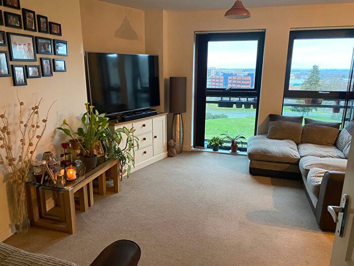2 Bedroom Flat For Sale In Canterville Place, Mount Lane, Bracknell, Berkshire, RG12
