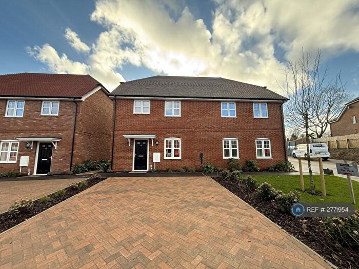 3 Bedroom Semi Detached House To Rent In Monarch Place, Newington, ME9