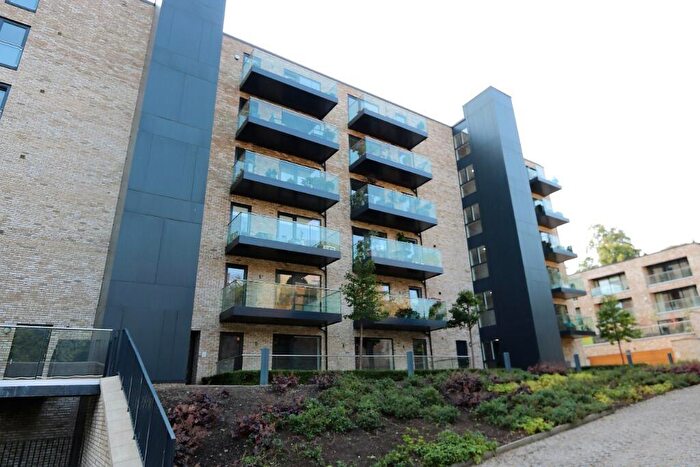 2 Bedroom Flat To Rent In Hamilton Gardens, Glasgow, G12