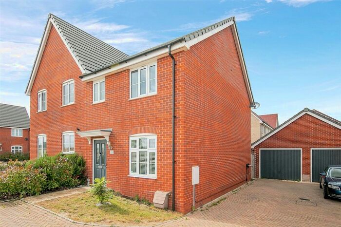 3 Bedroom Semi-Detached House For Sale In Poplar Lane, Sproughton, Ipswich, IP8