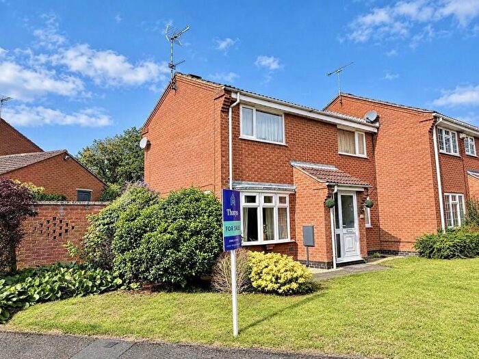 3 Bedroom Semi Detached House For Sale In Spinney Halt, Whetstone, Leicester, Leicestershire., LE8