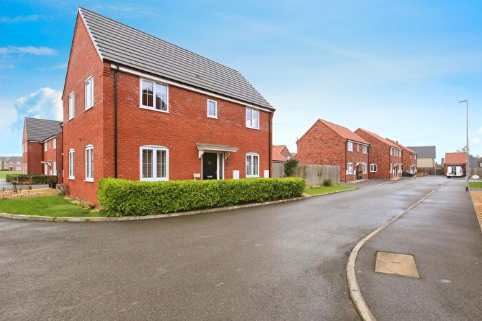 3 Bedroom Semi-Detached House For Sale In Kensington Close, Donington, Spalding, PE11