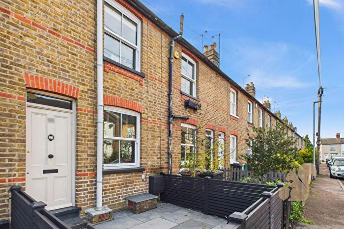 2 Bedroom Terraced House For Sale In South Primrose Hill, Chelmsford, CM1