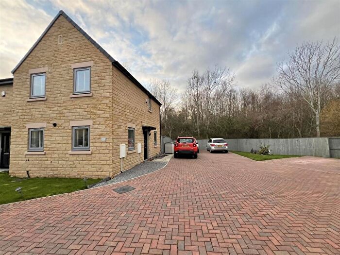 3 Bedroom Semi Detached House For Sale In Wellington Drive, Middleton St. George, Darlington, DL2