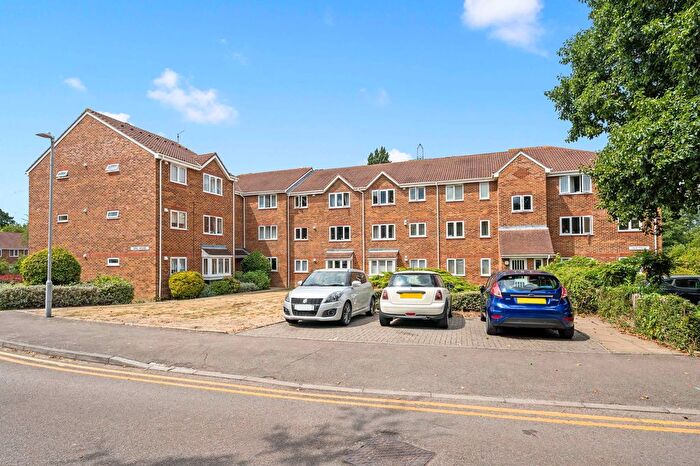 2 Bedroom Flat For Sale In Percy Gardens, Opal House Percy Gardens, KT4