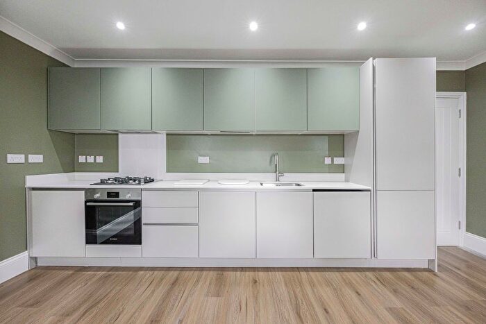 2 Bedroom Flat To Rent In Sotheby Road, London, N5