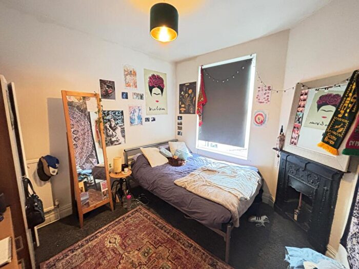 5 Bedroom House To Rent In Richmond Mount, Leeds, LS6