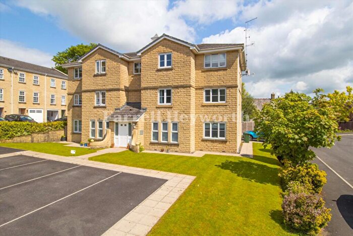 2 Bedroom Flat To Rent In Gleneagles Drive, Lancaster, LA1