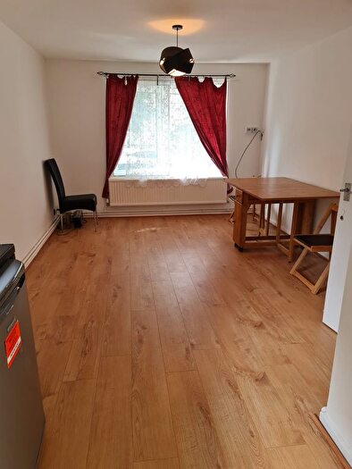 1 Bedroom Flat To Rent In Joules House, Christchurch Avenue, London, NW6