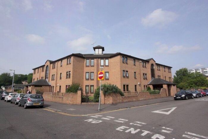 2 Bedroom Flat To Rent In Burgh Hall Street, Glasgow, G11