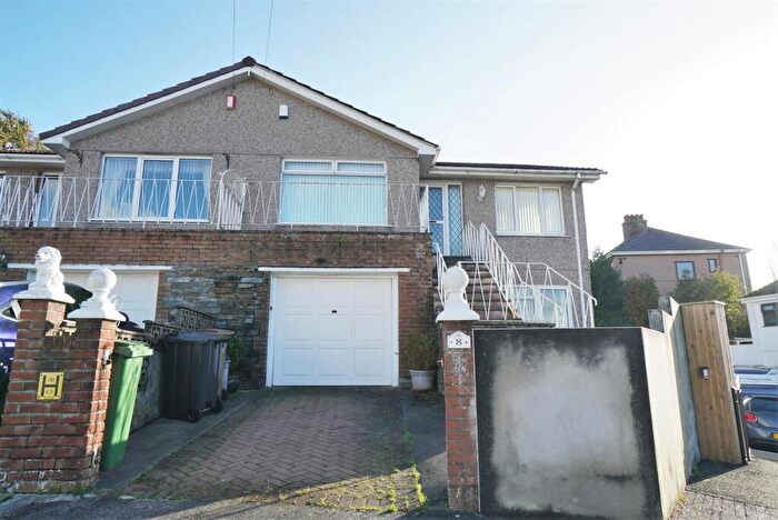 3 Bedroom House To Rent In Brean Down Close, Plymouth, PL3