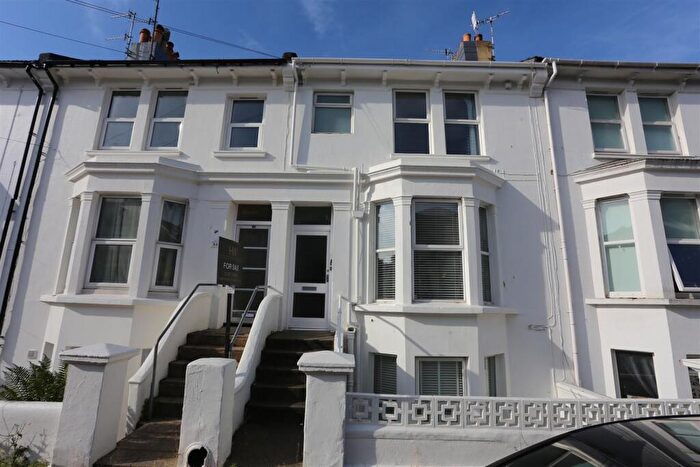 2 Bedroom Maisonette To Rent In Goldstone Road, Hove, BN3