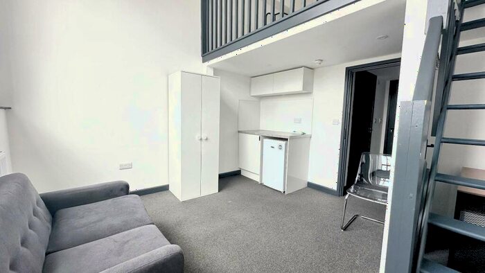 1 Bedroom Apartment To Rent In Lawrence Hill, Lawrence Hill, Bristol, BS5