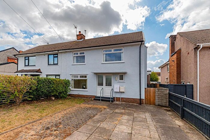 4 Bedroom Semi-Detached House For Sale In Cedar Way, Penarth, CF64