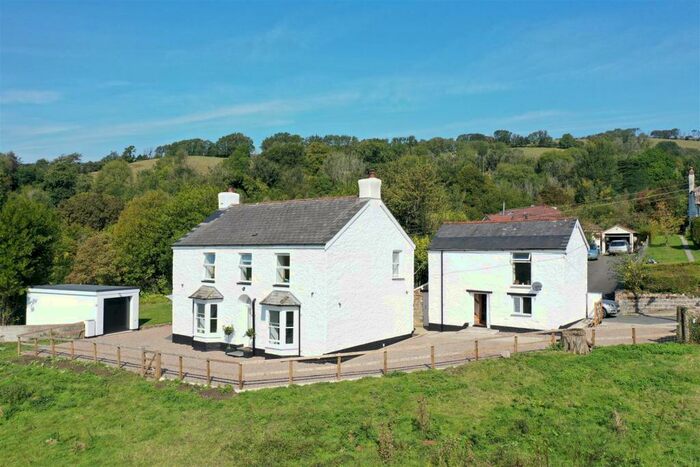 6 Bedroom Detached House For Sale In Buzzacott Lane, Combe Martin, EX34