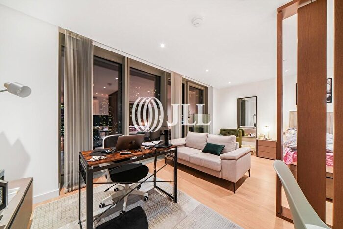 Studio To Rent In Landmark Pinnacle, London, E14