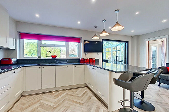5 Bedroom Detached House For Sale In Carlton Close, Sutton Coldfield, B75