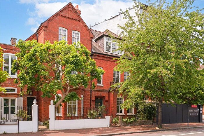 6 Bedroom Terraced House For Sale In Albert Bridge Road, London, SW11