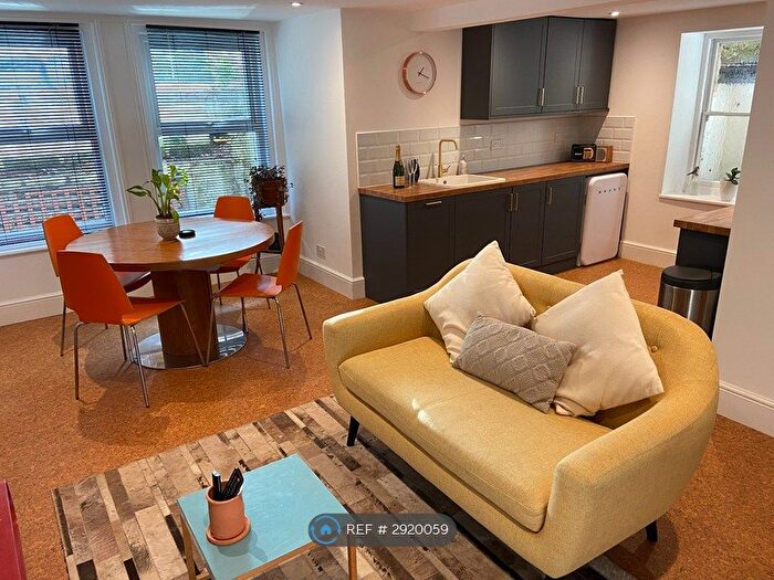 1 Bedroom Flat To Rent In Kingsnorth Gardens, Folkestone, CT20