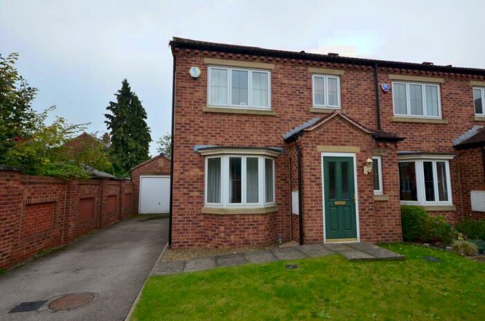 3 Bedroom Town House To Rent In Saxon Grange, Sherburn In Elmet, LS25