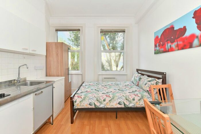 Studio To Rent In Philbeach Gardens, Earls Court, SW5