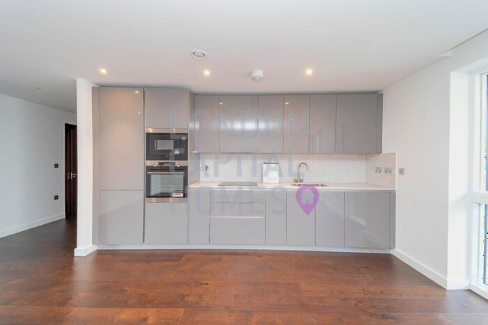 2 Bedroom Apartment To Rent In Senate Building, Lanchester Way, London, SW11
