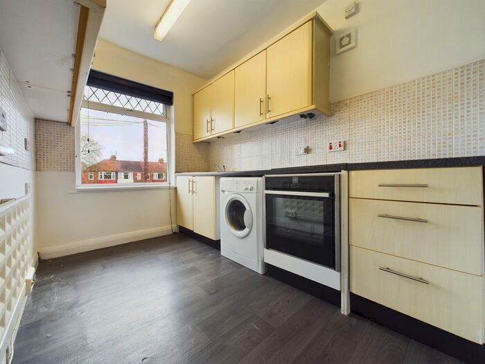 1 Bedroom Flat To Rent In Hull Road, Cottingham Road, Hull, HU5