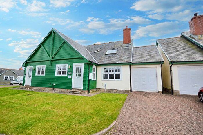 3 Bedroom Cottage For Sale In Armstrong Cottages, Bamburgh, NE69