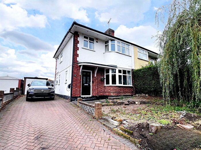 3 Bedroom Semi Detached House For Sale In Sutton Road, Mansfield, Nottinghamshire, NG18
