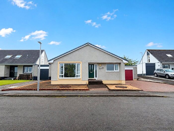 3 Bedroom Bungalow For Sale In Tower Gardens, Westhill, Inverness, IV2