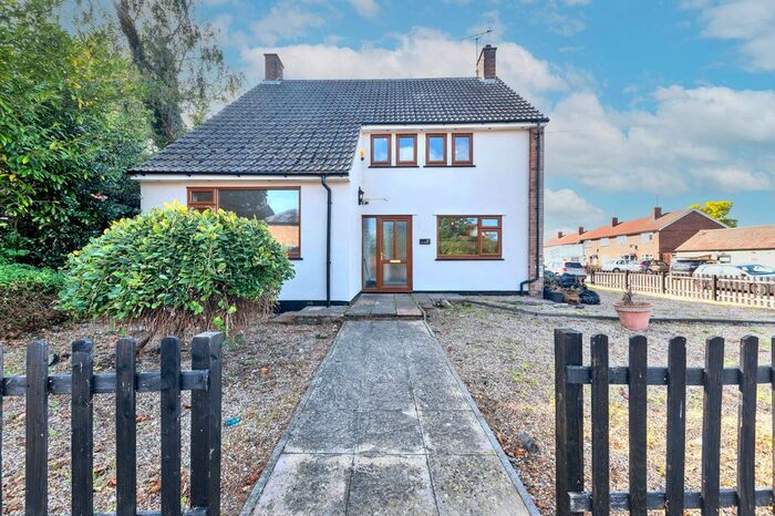 4 Bedroom Detached House For Sale In High Street, Roydon, CM19