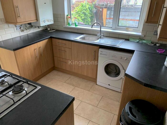 4 Bedroom Terraced House To Rent In Dogfield Street, Cathays, Cardiff CF24