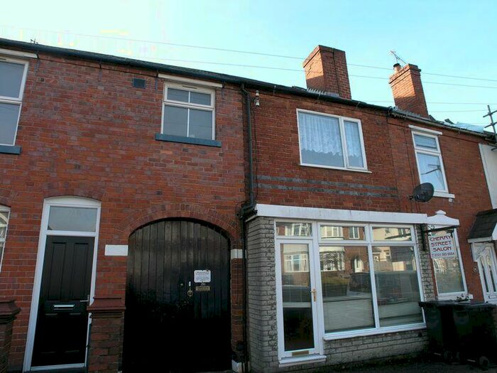 2 Bedroom Flat To Rent In Cherry Street, Halesowen, B63