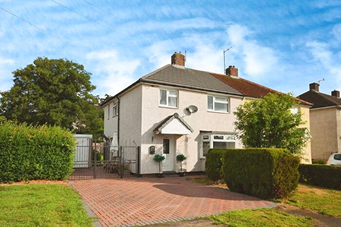 3 Bedroom Semi-Detached House For Sale In Bower Farm Road, Old Whittington, Chesterfield, S41