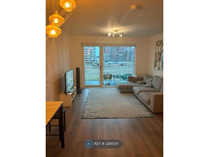 2 Bedroom Flat To Rent In Chrome Apartments, Harrow, HA1