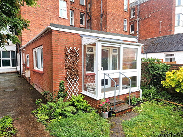 1 Bedroom Flat For Sale In Morton Crescent, Exmouth, EX8