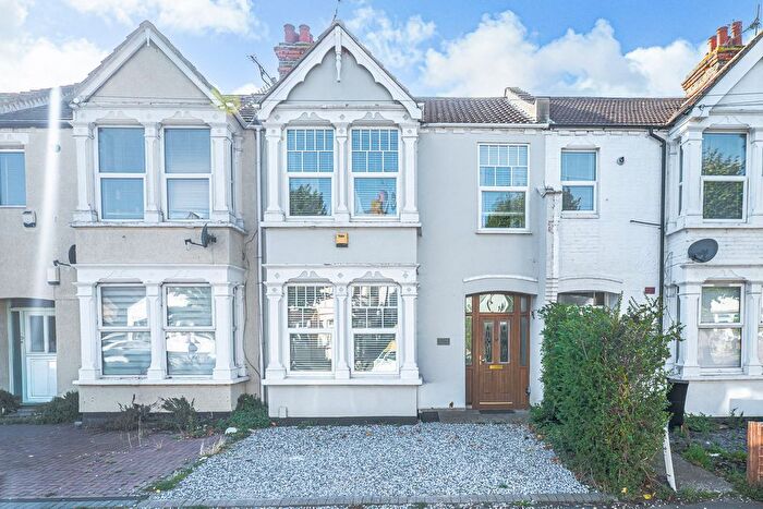 4 Bedroom Terraced House For Sale In Victoria Road, Southend-On-Sea, SS1
