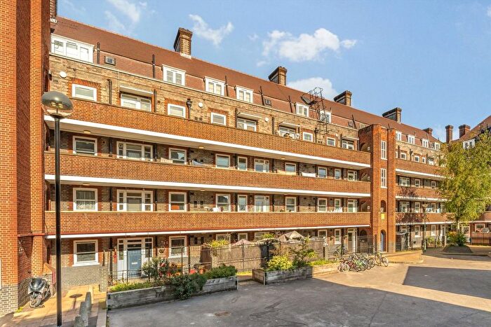 2 Bedroom Flat For Sale In Camden Park Road, Camden Town, NW1