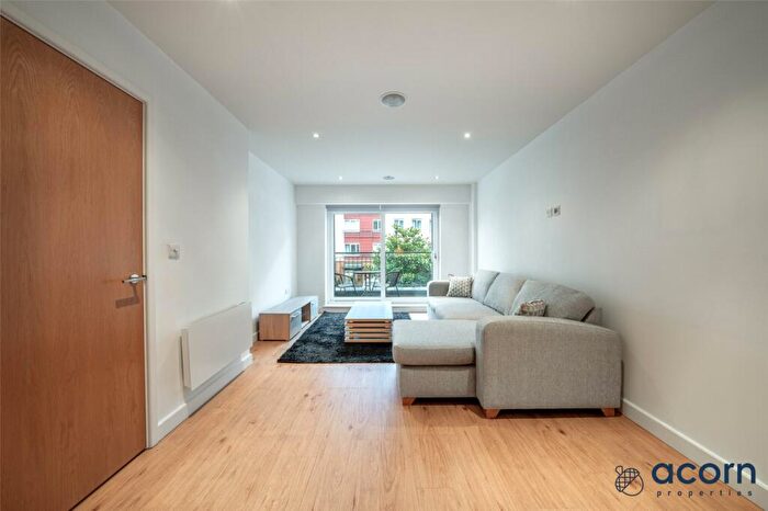 1 Bedroom Apartment For Sale In Croft House, Heritage Avenue, London, NW9